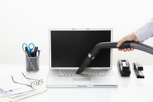 8 ĐIỀU TỐI KỴ KHI "VỆ SINH " CHO MÁY TÍNH